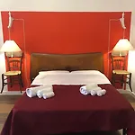 Cialoma לינה וארוחת בוקר 4*
