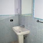 לינה וארוחת בוקר Cialoma 4*