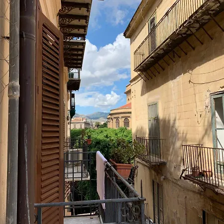 Bed and Breakfast Cialoma 4*